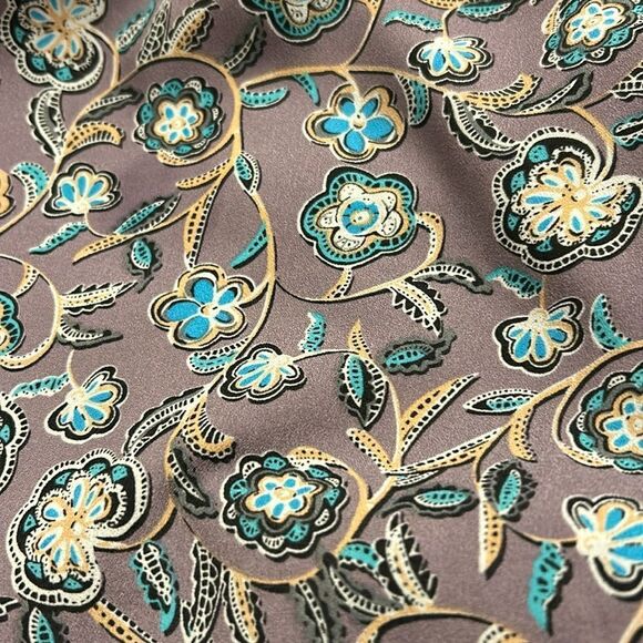 Cabi lilac floral spaghetti strap multi layered blouse Size L EUC - Picture 9 of 10